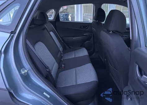 2019 Hyundai Kona Se z USA, uszkodzony, nr VIN KM8K1CAA3KU303666